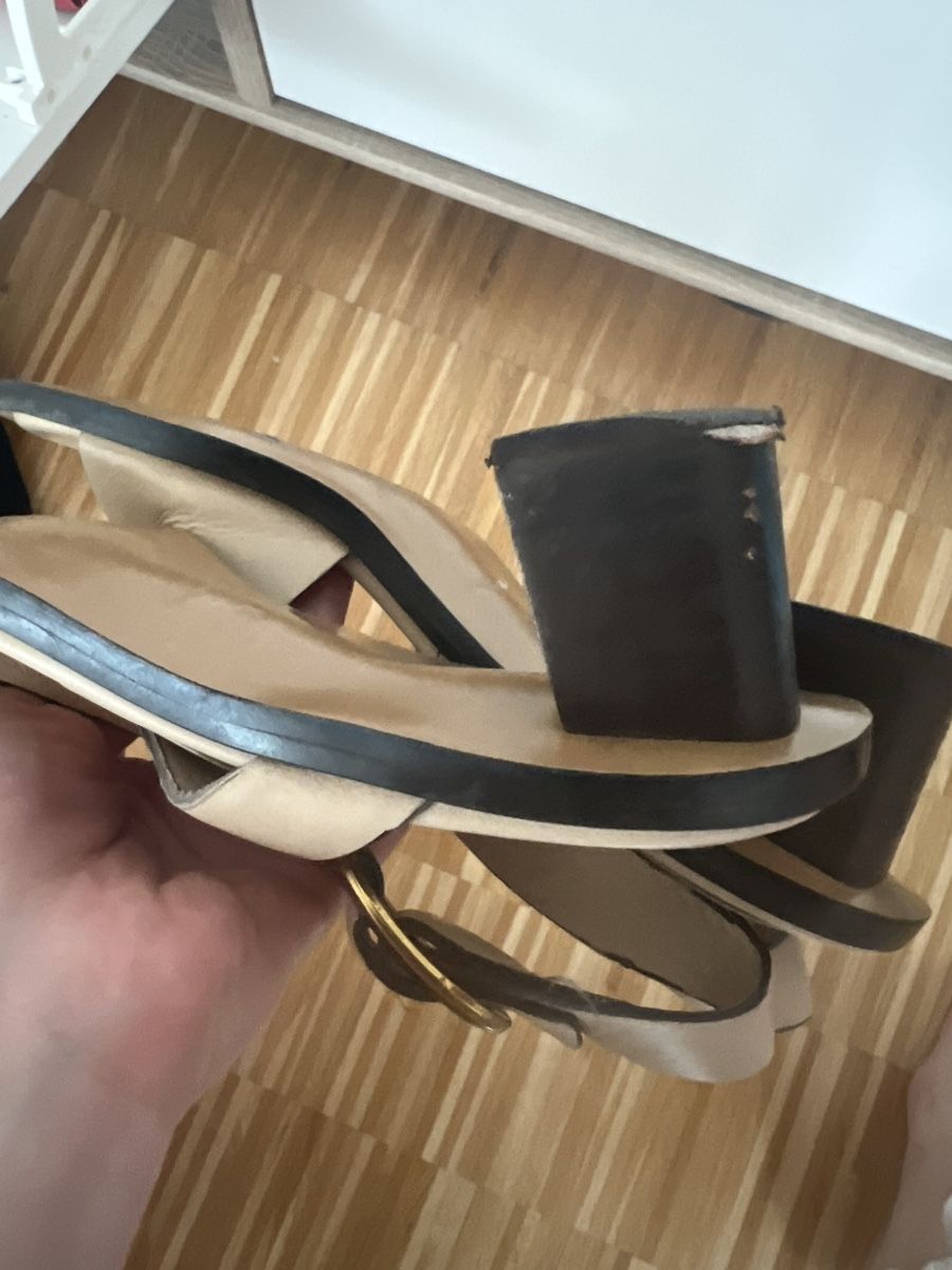 Massimo Dutti Scarpe da donna: Massimo Dutti Beige Leather Heel Sandals Size 38 – Usato da Aarau venduto da mic_5bxt 2