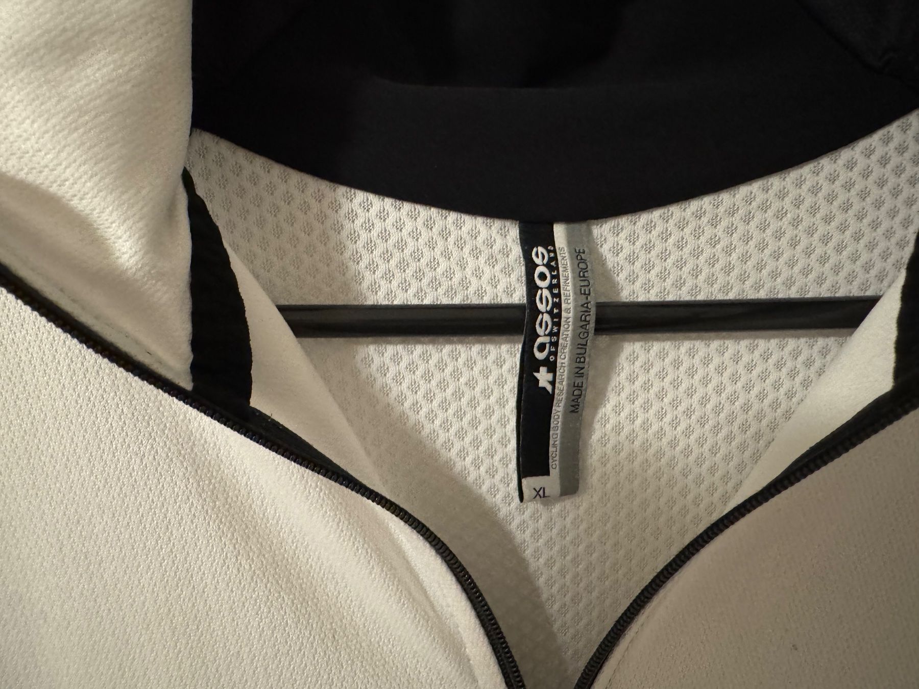 Assos Canottiere & Pantaloni: Assos kurzarm Trikot Gr. XL – Usato da Schlierbach venduto da Look8 2