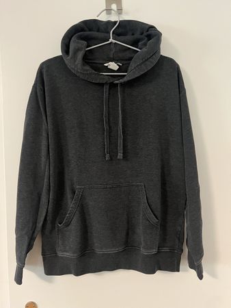 Dunkelgrauer Hoodie (Gr. M)