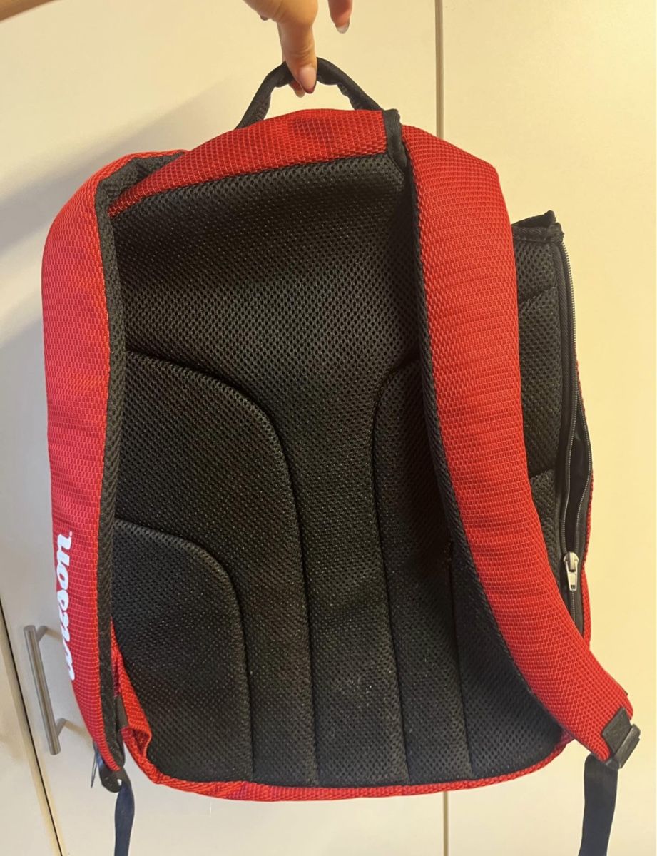 Wilson Sacs à dos: Tennisrucksack  – D'occasion à Kriens par leoniemejann 2