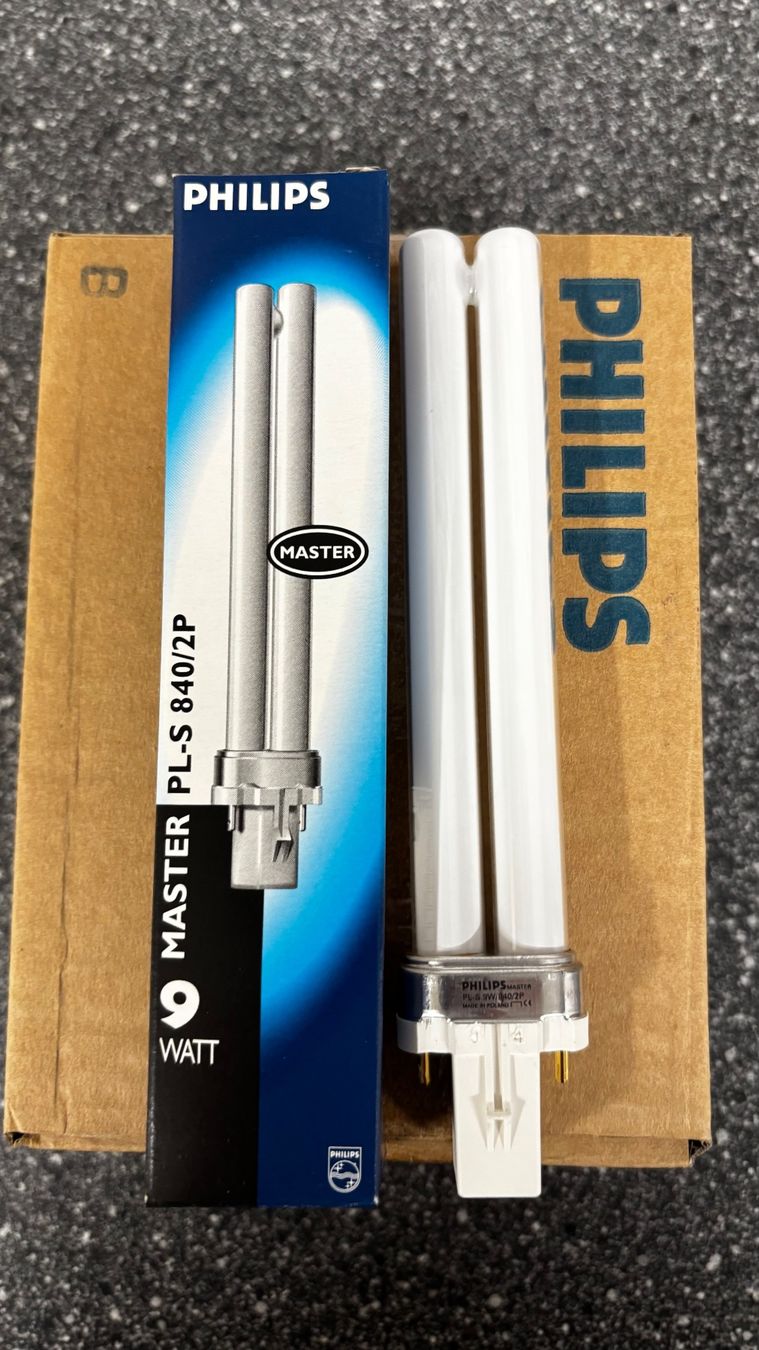 Philips Lampes: Philips Master PL-S 840/2P – Neuf avec emballage d'origine à Hendschiken par errigo 1