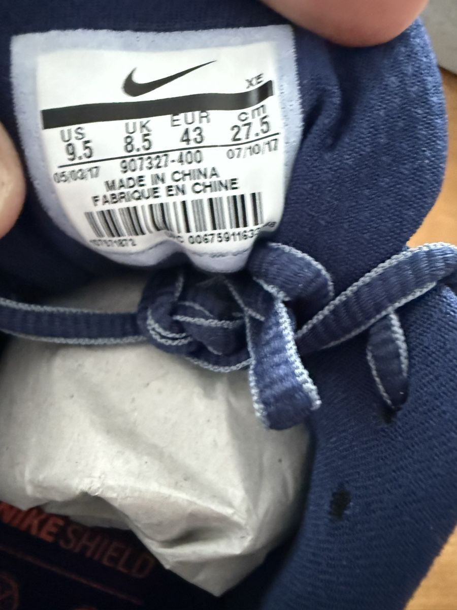 Nike Scarpe da uomo: Nike Shield Laufschuhe Grösse 43 Dunkelblau – Nuovo (secondo la descrizione) da Sarnen venduto da Molica26 1