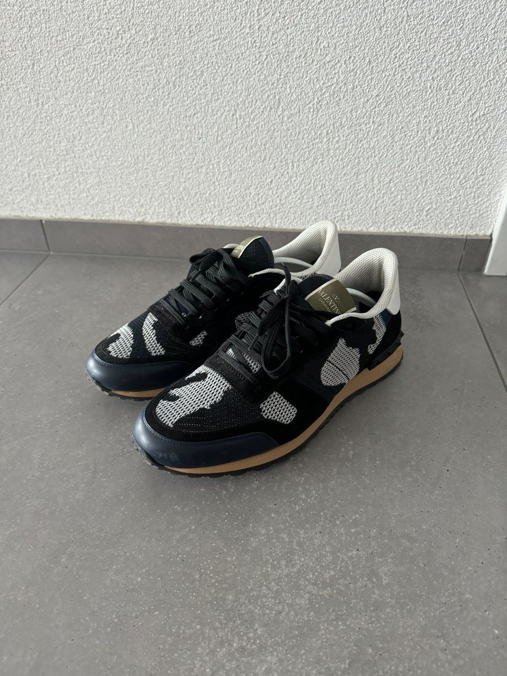 Valentino Scarpe da uomo: Valentino Garavani Rockstud Sneaker, Grösse 44 – Usato da Kleindöttingen venduto da Kimbo93