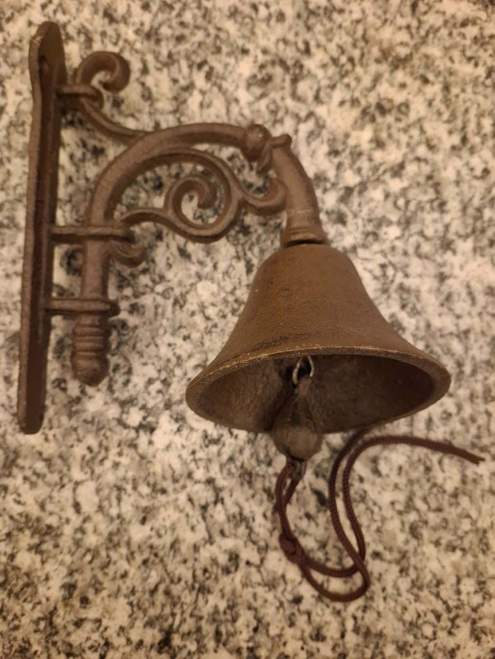 Campanacci mucche: Türglocke mit Ornamenten – Usato da Winterthur venduto da rahelmedeaL