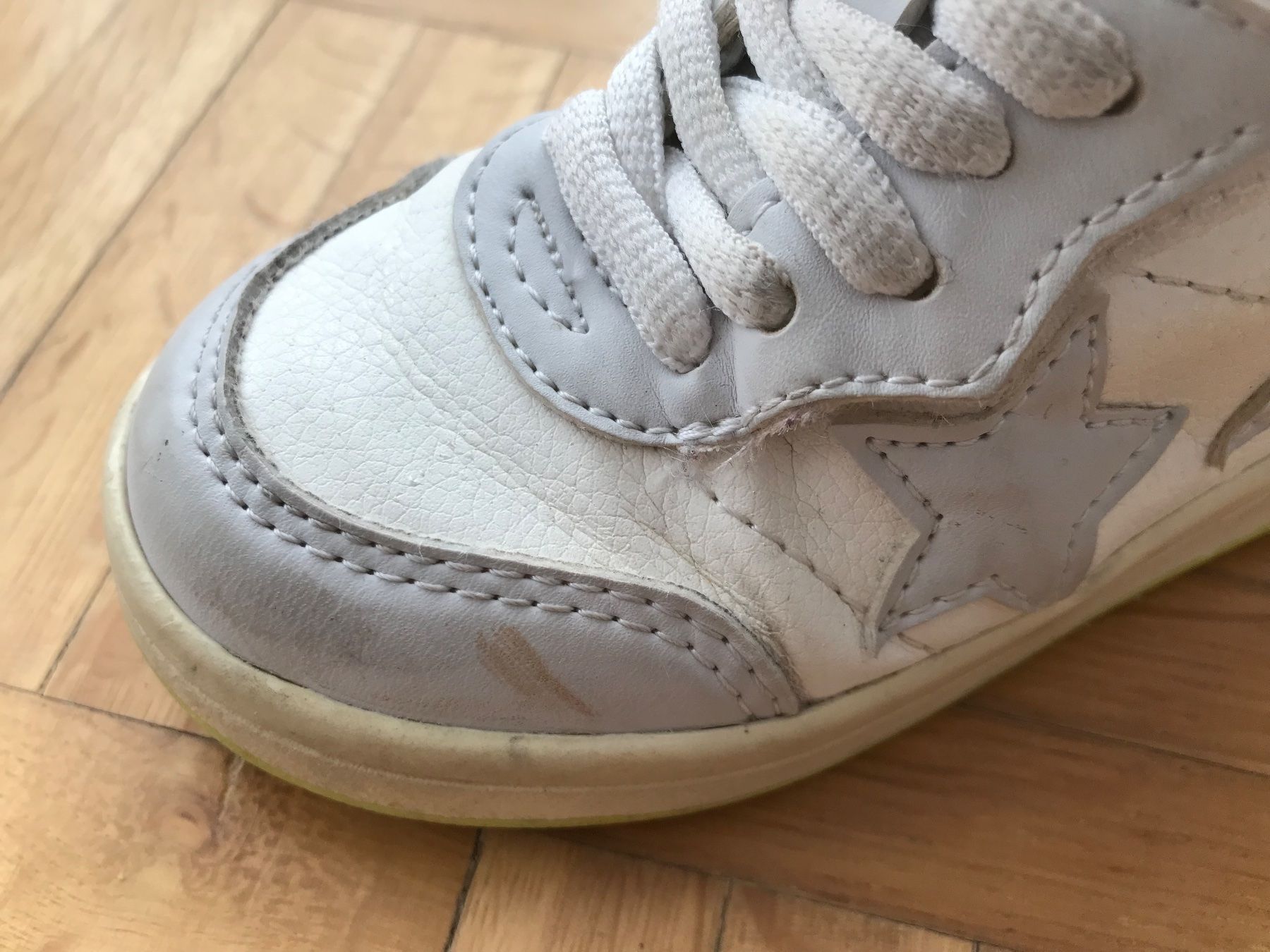 Scarpe per ragazze: Turnschuhe Mädchen Grösse 22 – Usato da Emmenbrücke venduto da Hathor123 8