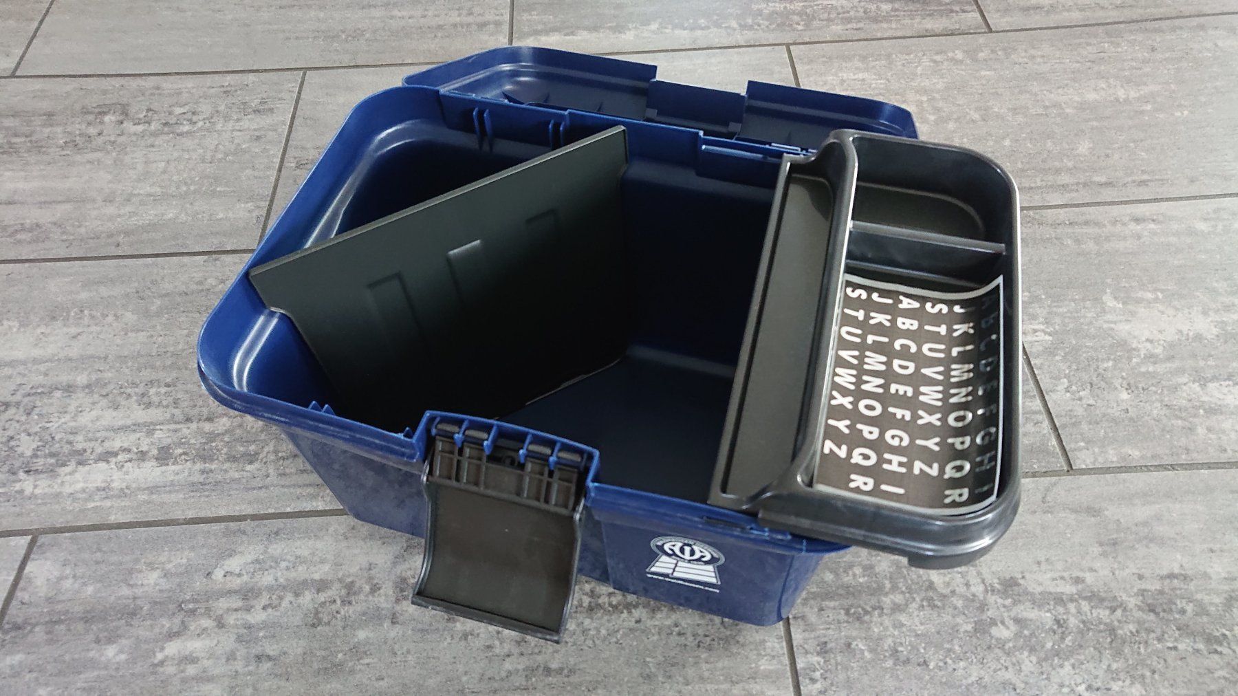 Prodotti per la cura & Articoli per la pulizia: Pferde-Putzbox ECO Waldhausen – Nuovo e nell'imballaggio originale da Villnachern venduto da Yellowbear 4