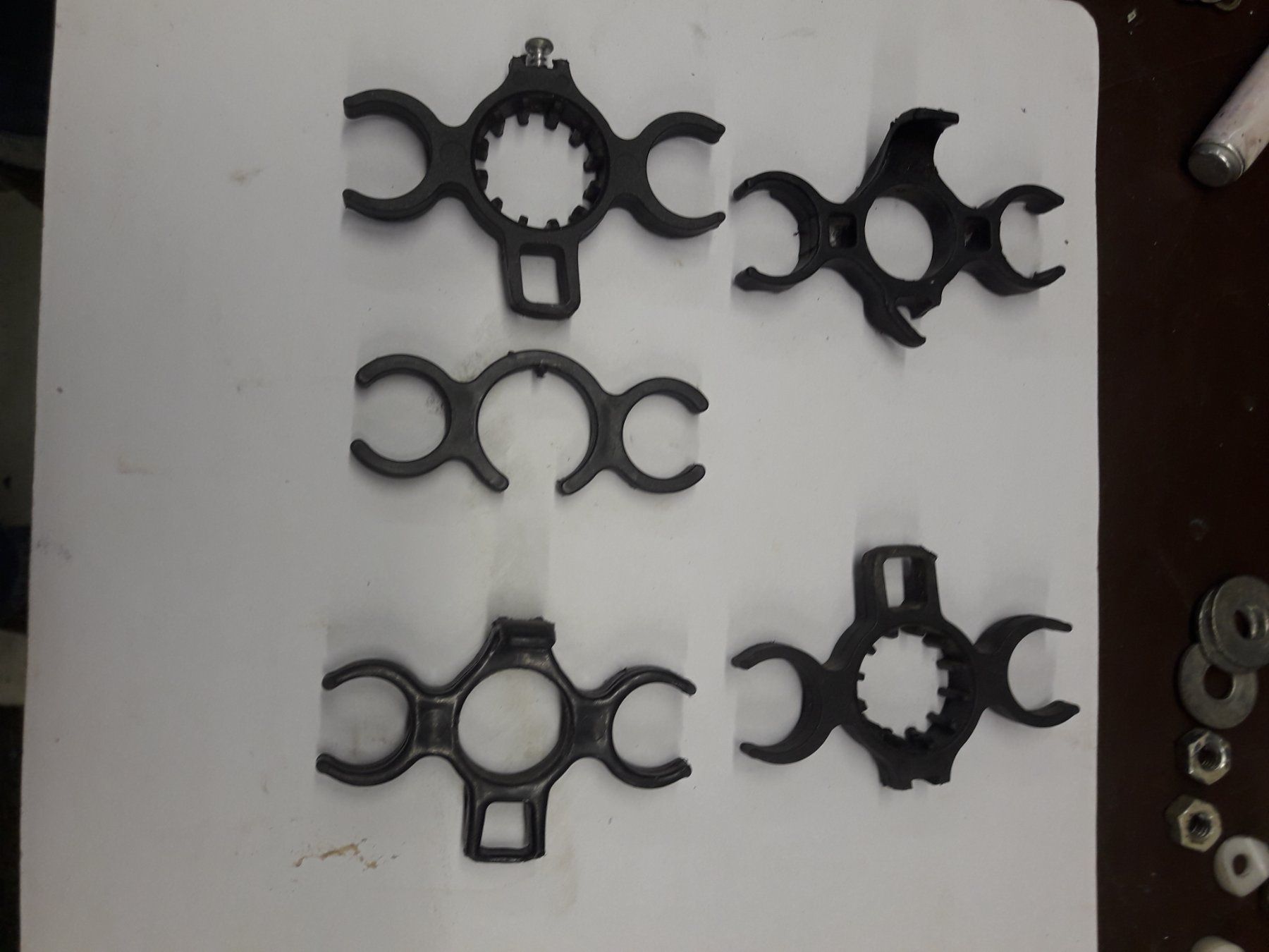 Wandhalterungen: GRIFFHALTER – Gebraucht aus Beringen von Hexe78