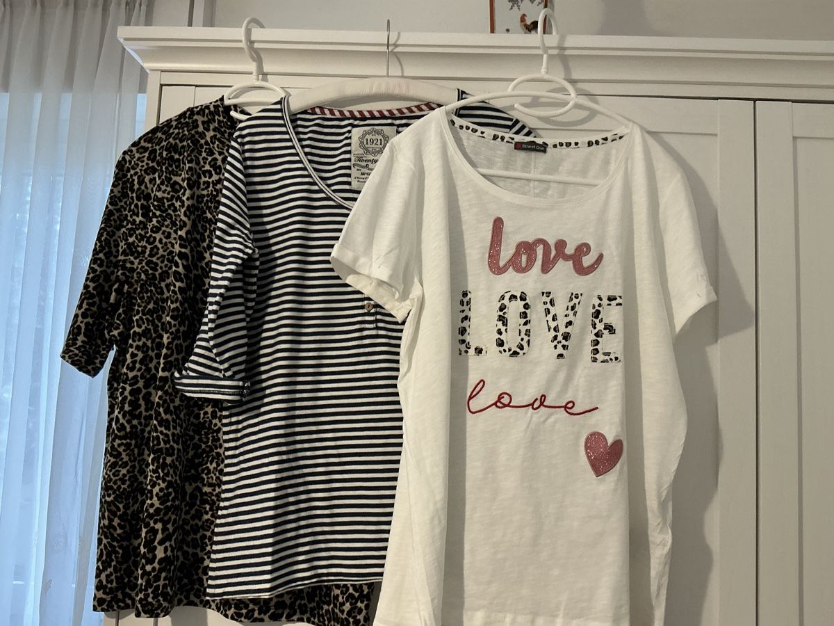 T-shirt: 3 Frühlings- Damen Shirts / Gr. 44 – Usato da Wallisellen venduto da Arvenstube