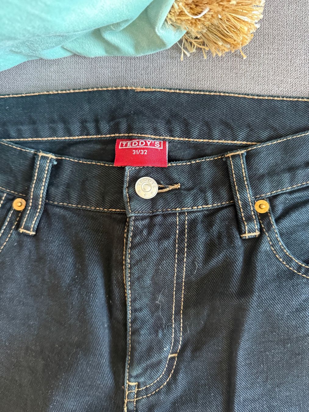 Jeans: Jeans 31/32 – Usato da Payerne venduto da kni_w6xk 2