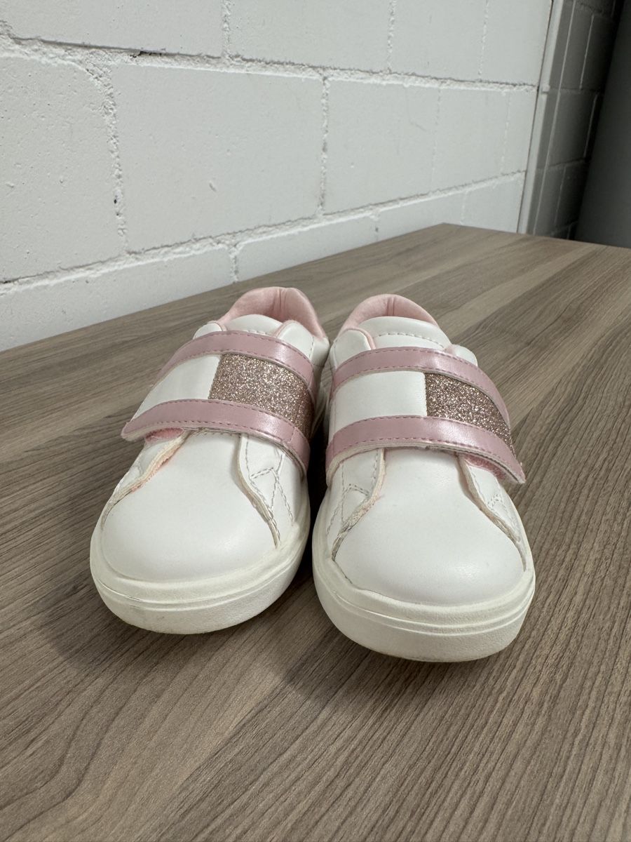 Tommy Hilfiger Schuhe für Mädchen: Tommy Hilfiger Sneaker Grösse 25 weiss/rosa – Gebraucht aus Geroldswil von CarrieO91 1
