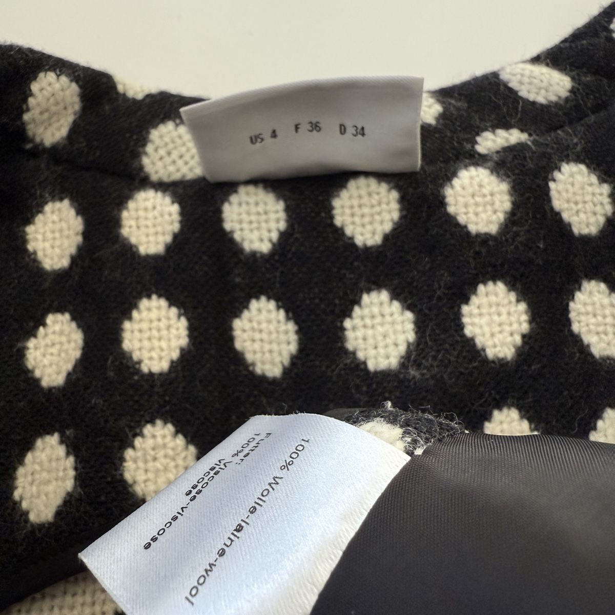 Akris Giacche: AKRIS Wool Jacket – Nuovo (secondo la descrizione) da Freienbach venduto da Avviivva_Shop 7