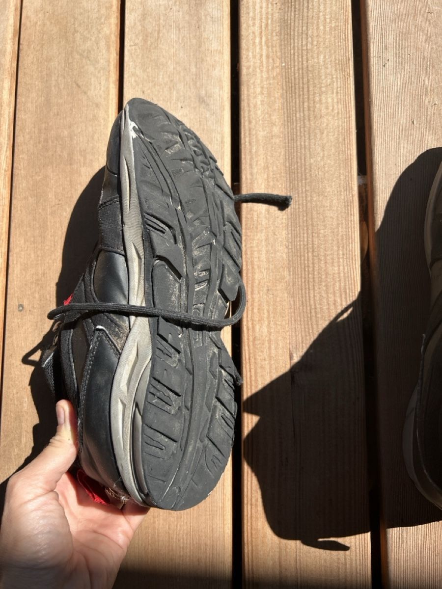 46 Nord Scarpe da uomo: Used Hiking Boots Grey Black Size Unknown – Usato da Uster venduto da fam_z8zj 2