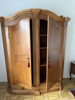 Wunderschöner hochwertiger Kleiderschrank