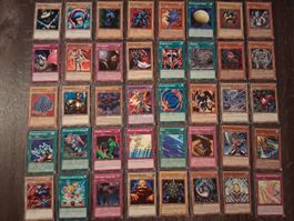Yu-Gi-Oh! Kartenset 10 Deutsch