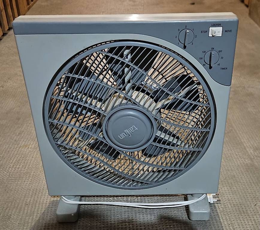 Ventilatori: Ventilator Boxventilator 30cm – Usato da Frenkendorf venduto da fel_vpj8