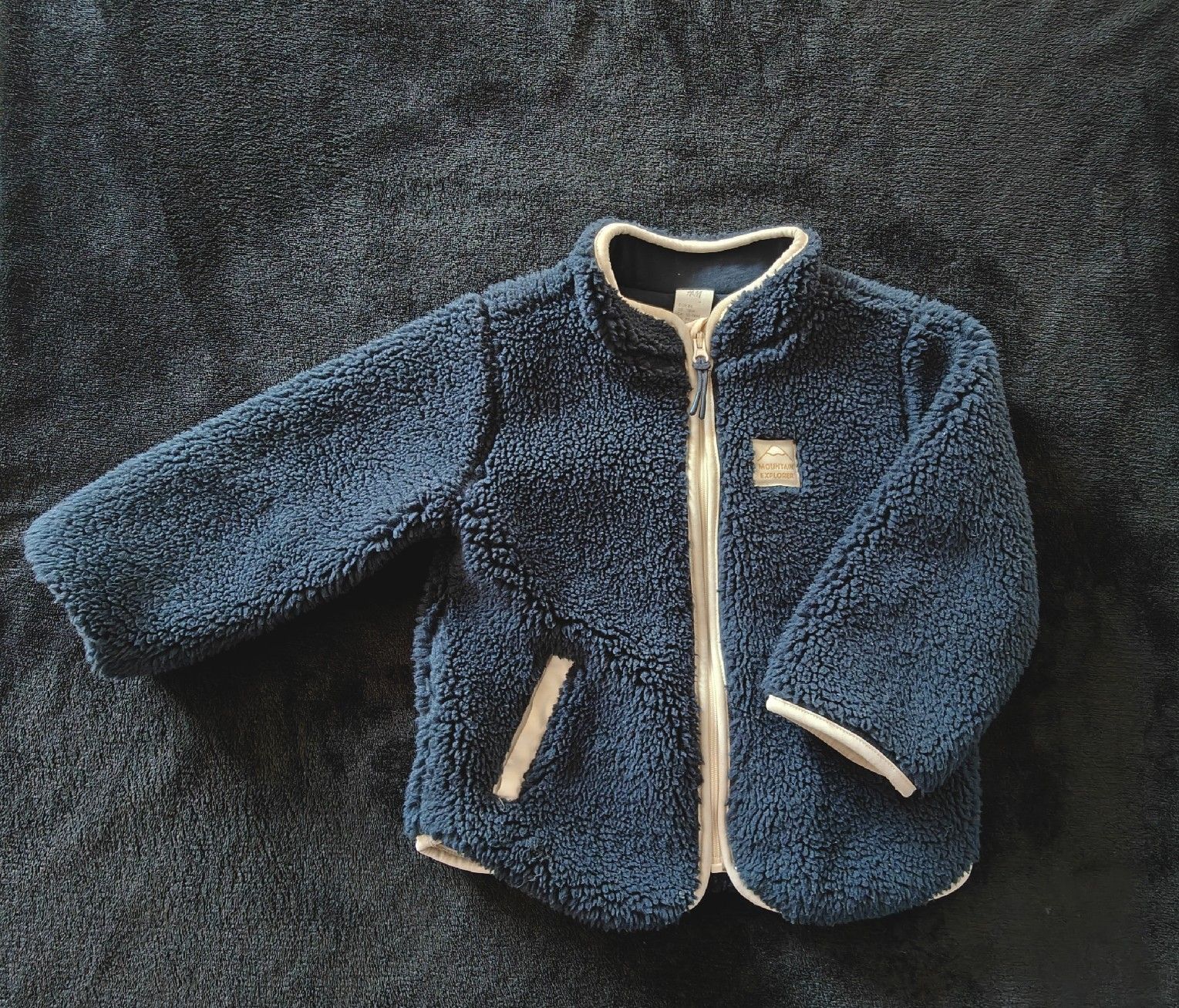 H&M Vestes & Manteaux: 2x Teddyjacken in Grösse 86 – D'occasion à Ulisbach par Re_b3ka 4