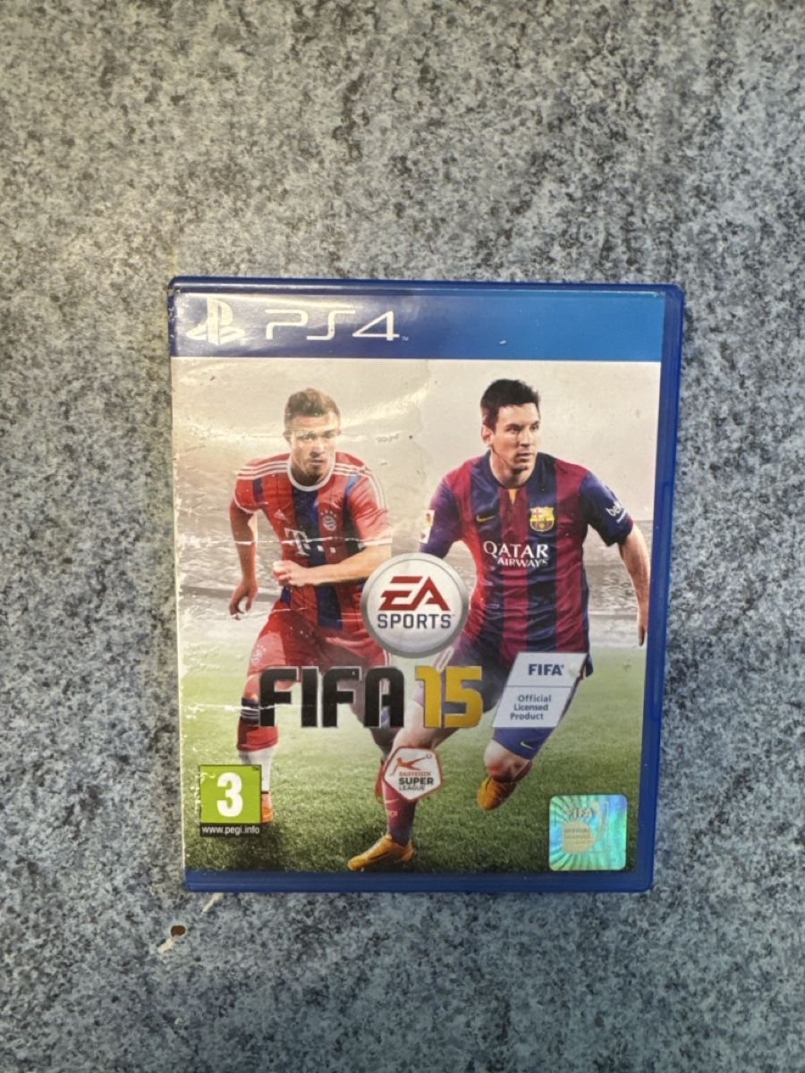 Jeux: Jeu PS4 FIFA 15 bon état – D'occasion à Cormoret par naaatsiiirt
