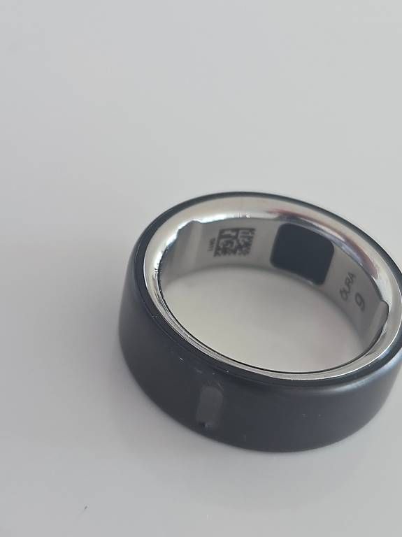 Anelli: Oura Ring 4, Size 9, Stealth - April 2026 – Nuovo (secondo la descrizione) da Zürich venduto da Raphi80 1