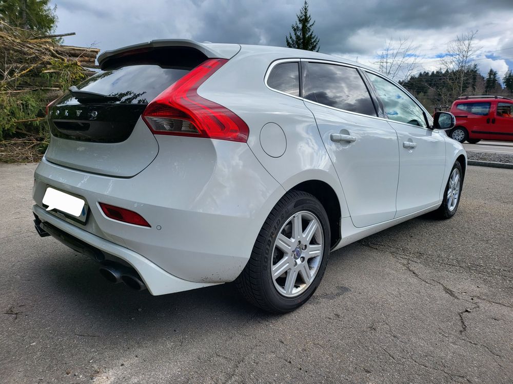 Stilvolle Volvo V40 T4 Bild