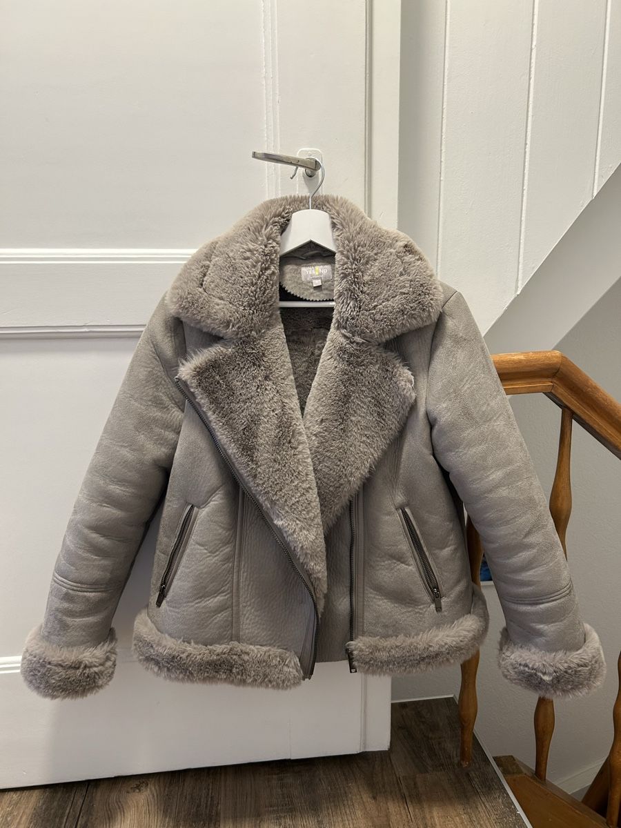 Yes Or No Giacche: Warme Winterjacke von Yes or No – Nuovo (secondo la descrizione) da Olten venduto da noellealisha