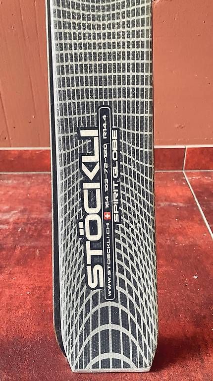 Skis: Stöckli Ski  – D'occasion à Beckenried par ath_9qz5 2