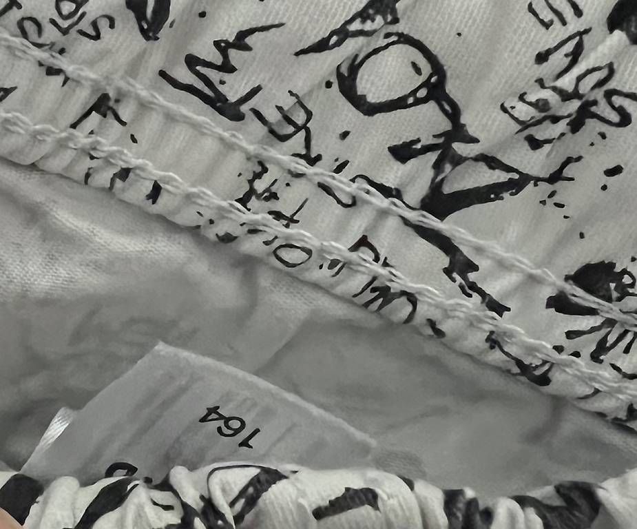 Pantaloni: Pantaloni corti ragazzi  – Usato da Viganello venduto da bia_x25w 4