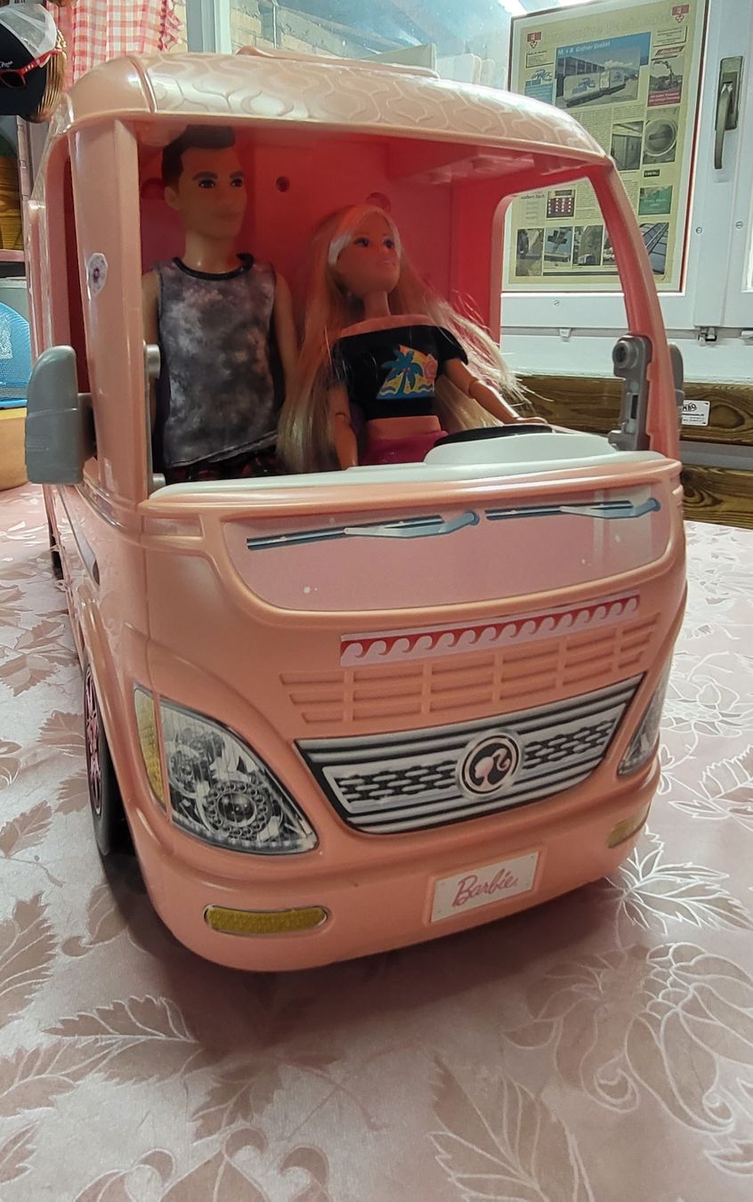 Camper Puppen: Barbie Super Abenteuer Camper – Gebraucht aus Kägiswil von Megafi56 5