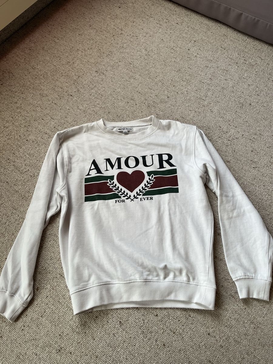 Pulls & Sweat-shirts: Schöner Pullover, Grösse S – D'occasion à Sirnach par aru_7cc2