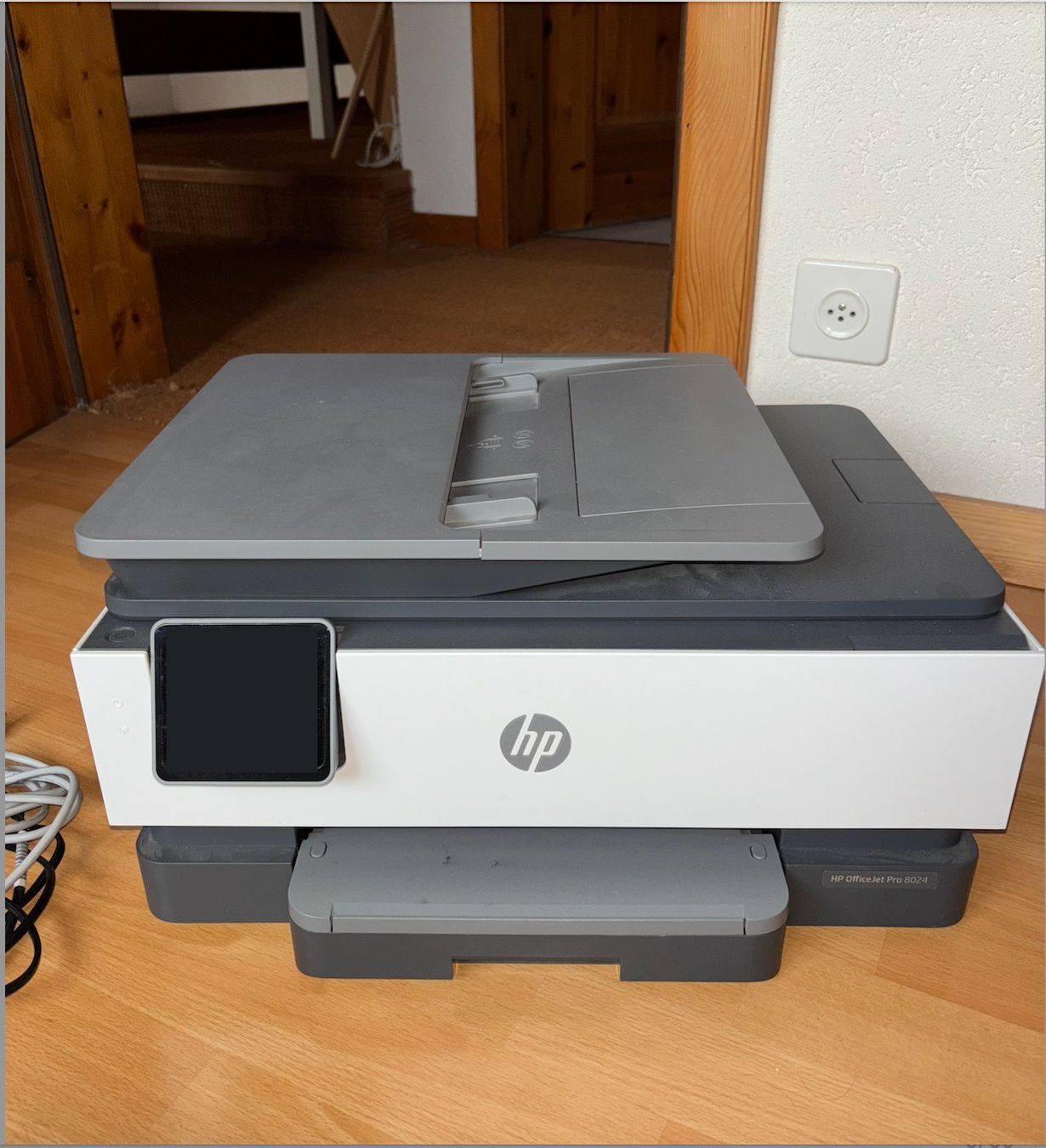 Stampanti: Imprimante HP OfficeJet Pro 8024 – Usato da La Tour-de-Trême venduto da mariebonnet