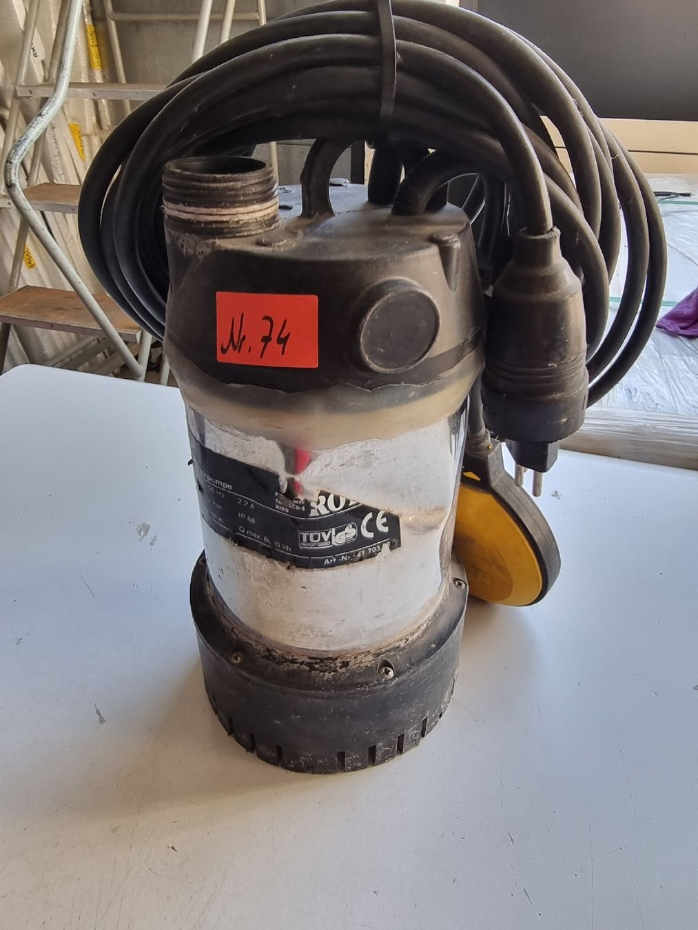 Pompes et pièces: Tauchpumpe Einhell Royal TMP  – D'occasion à WIL SG par Sprin319