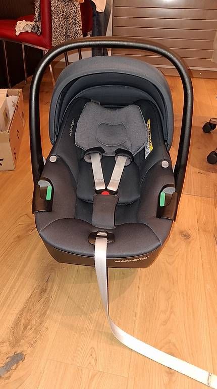 Seggiolini per auto: Maxi Cosi Pepple 360 – Usato da Rohrbachgraben venduto da Klaaine