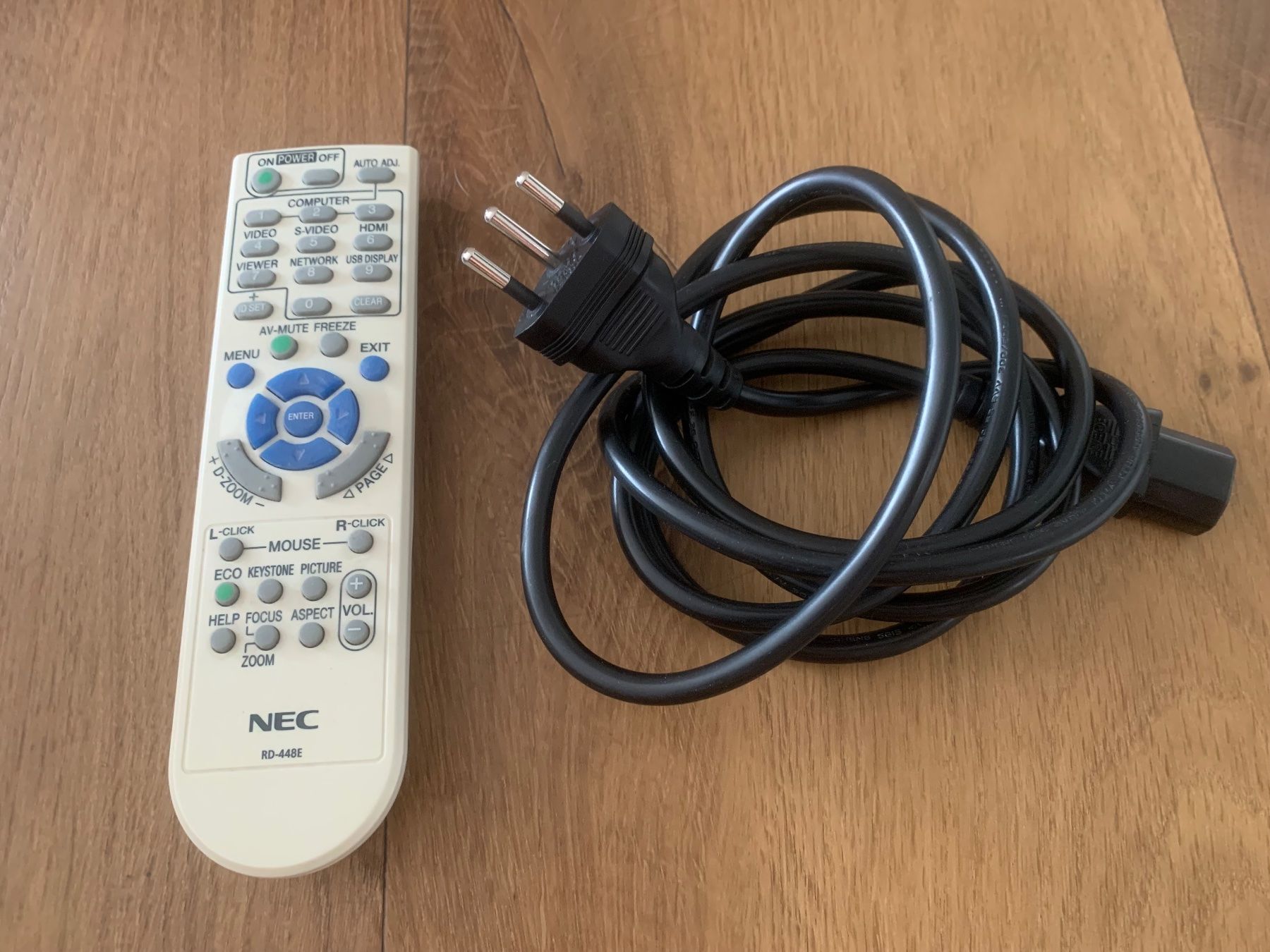 Nec Videoprojektoren: NEC P451W Homecinema-Office Beamer 4000 Ansilumen WIE NEU – Neu (gemäss Beschreibung) aus Regensdorf von Spyke55 6