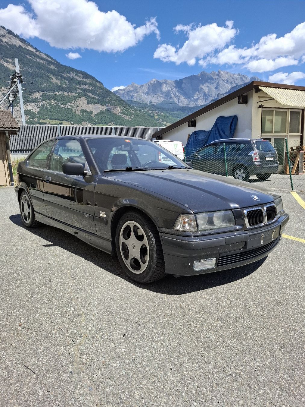 BMW Autos: BMW 323ti Compact E36 – Gebraucht aus Vouvry von kevbstodyx 1