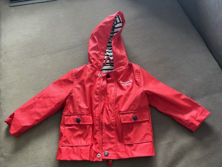 Regenjacke von Google in rot in Gr. 12-18M