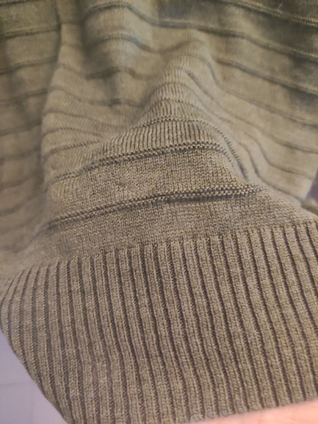 Only Maglioni & Felpe: Only Rollkragenpullover Gr. S, Olivgrün, Top Zustand! – Usato da Schliern b. Köniz venduto da Pecannut 3