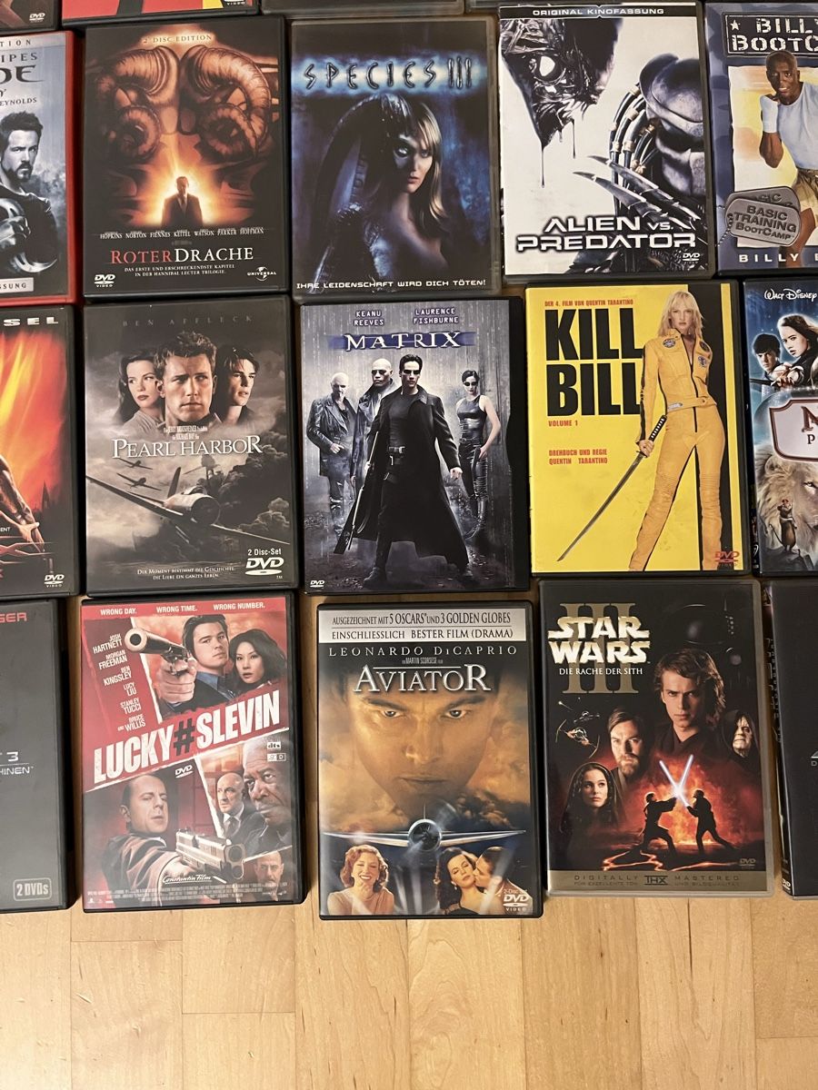 Alle DVDs: Grosse DVD Sammlung. – Gebraucht aus Allschwil von Manolictus 2