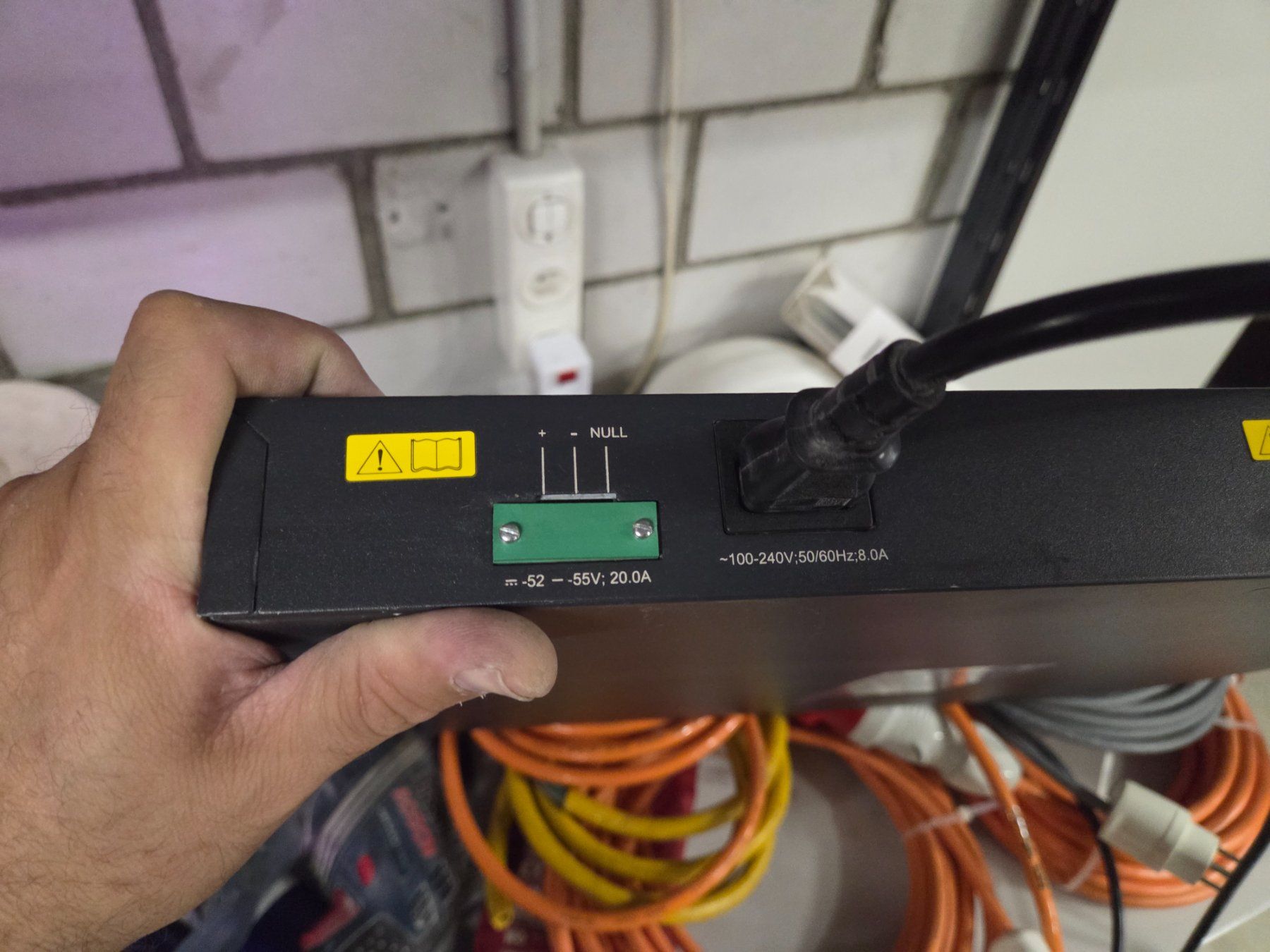 Hewlett Packard Hub & Switch: Ethernet Switch HP 1920G 24G POE JE007A Hewlett Packard 19'' – Usato da Zürich venduto da eymen20 7