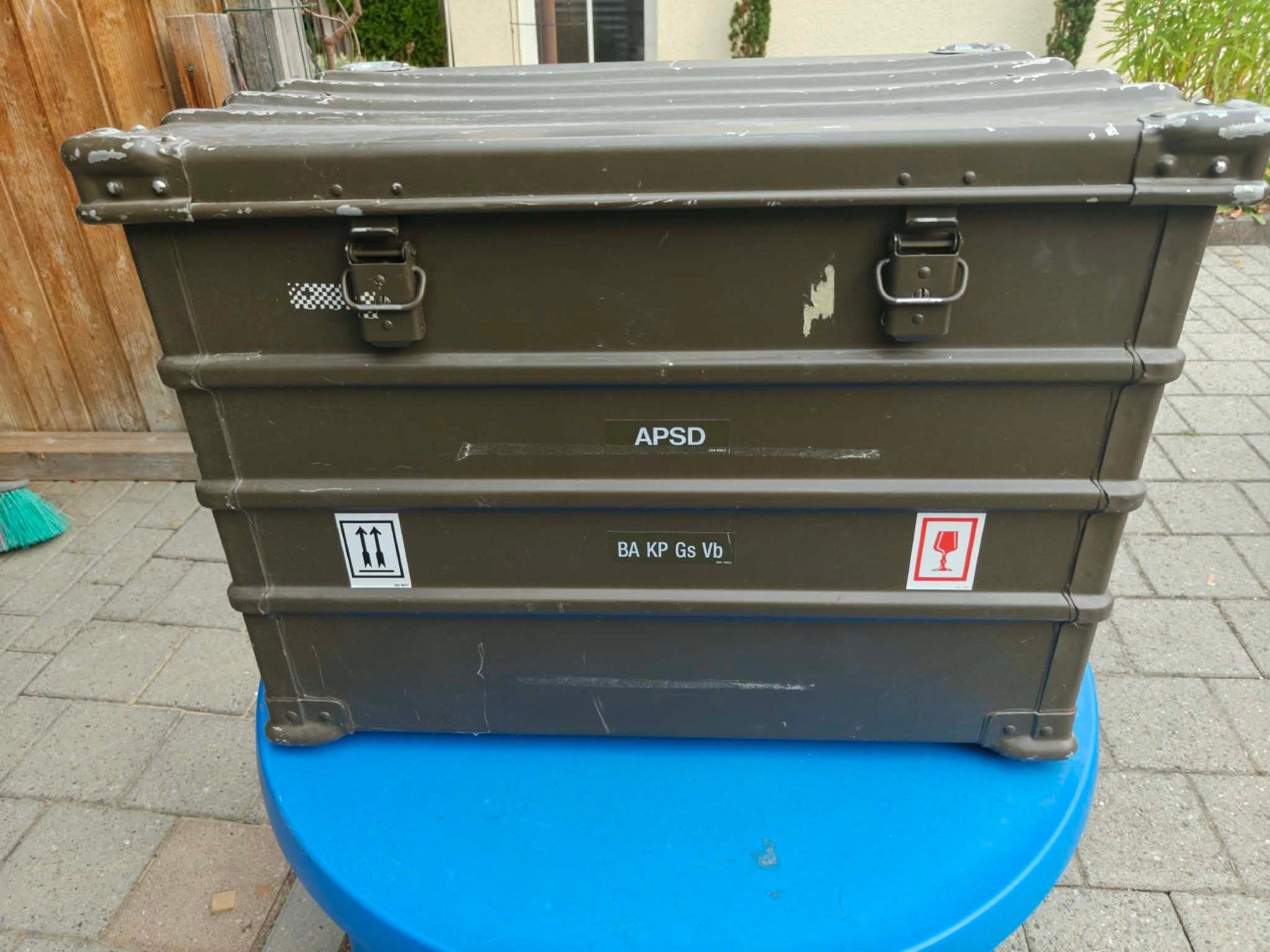 Caisses de transport: Deux caisses Stanex aluminium type militaire – D'occasion à Gurmels par kikas28