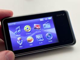Creative ZEN X-Fi2 Black (8 GB) Digital Media Player