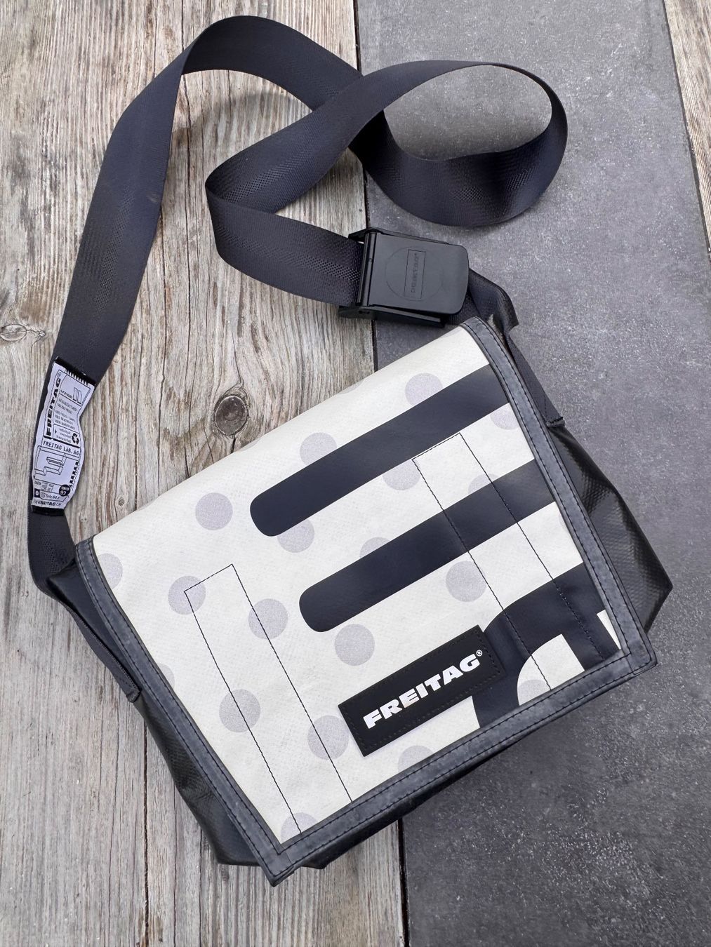 Freitag Borse: Freitag F11 Lassie – Nuovo (secondo la descrizione) da Arsiè venduto da Marydema76