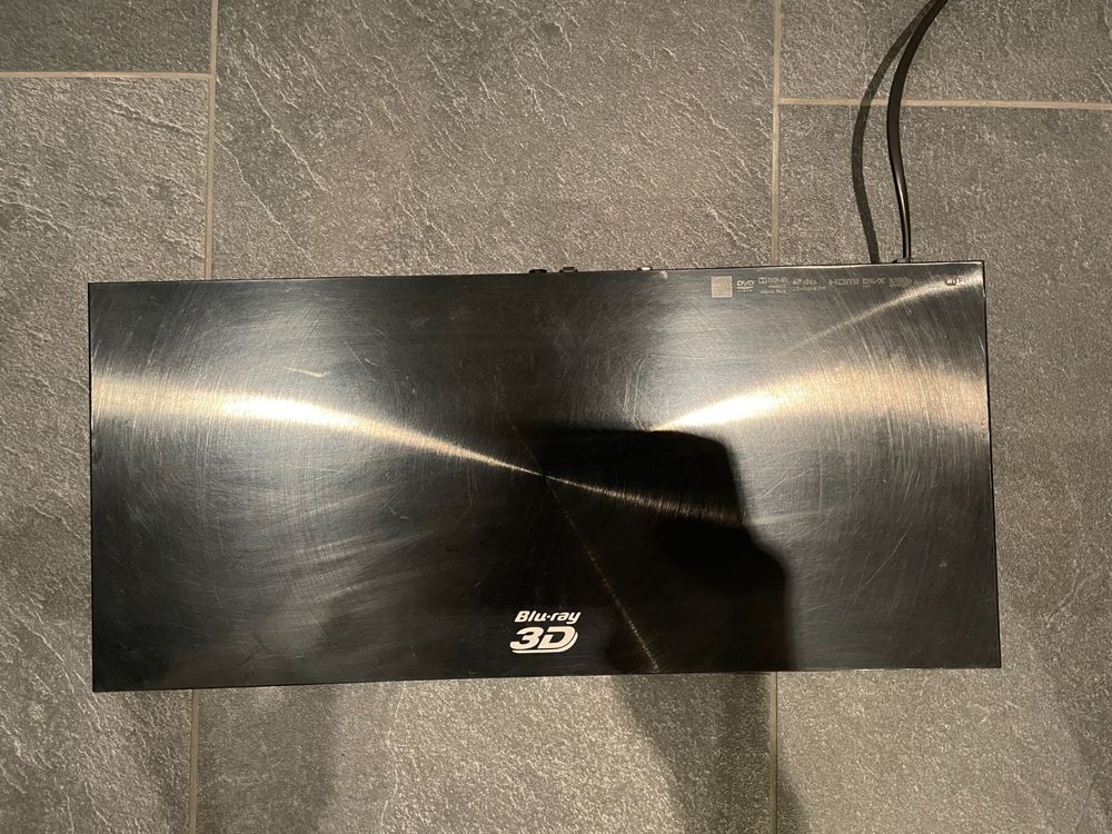 Samsung BluRay Player (BDE6100), schwarz Kaufen auf Ricardo