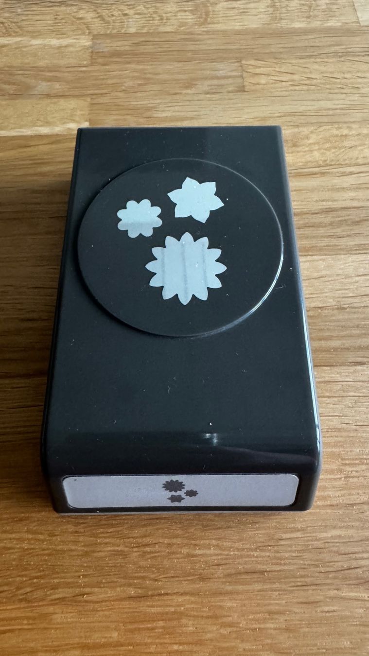 Stampin' up! Schablonen: Stampin Up / Handstanze "Boho-Blüten" / A – Gebraucht aus Neukirch (Egnach) von muolen