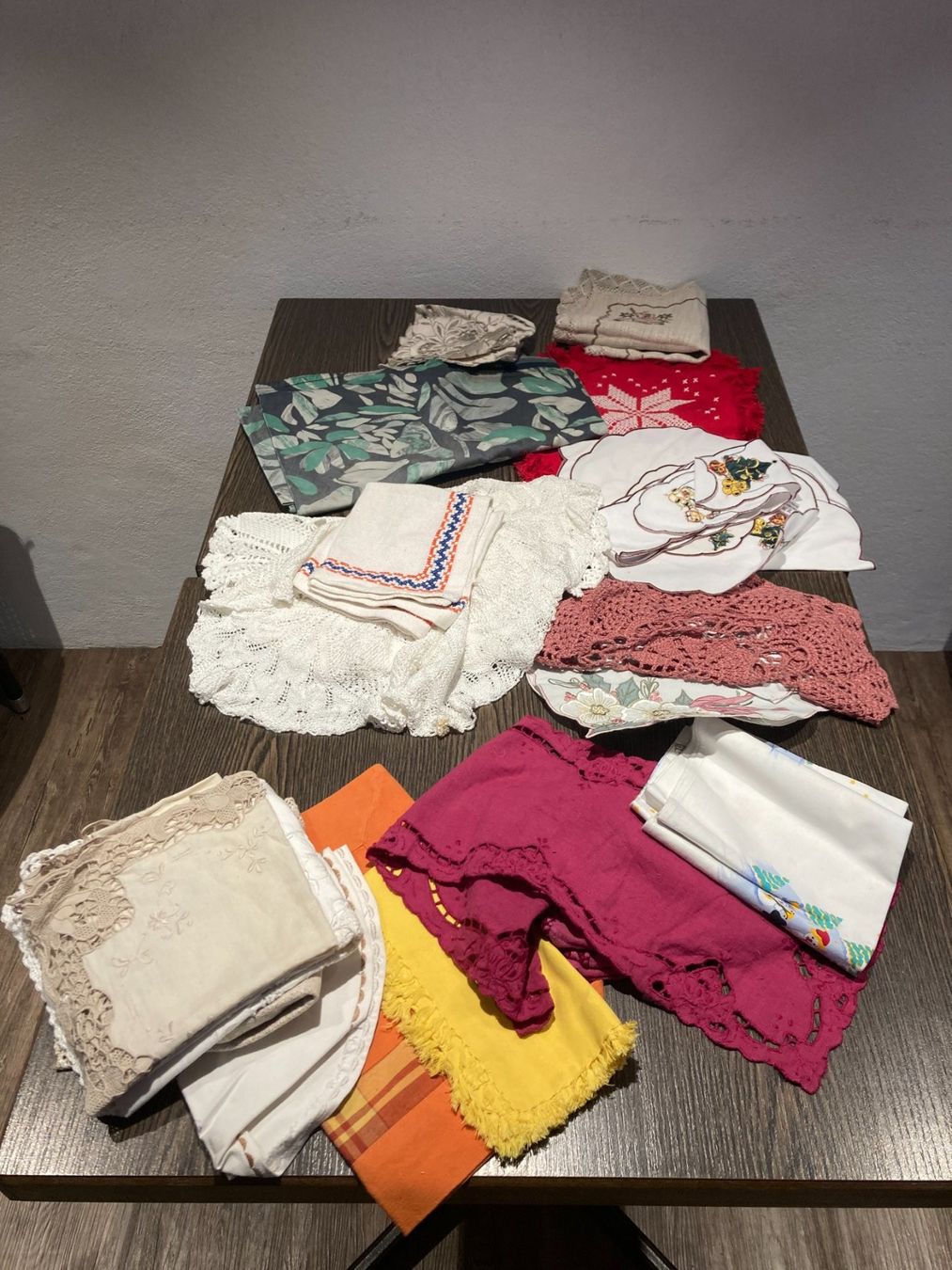 Coperte: Tischwäsche / Div. Tischtücher – Usato da Boltigen venduto da emolaki