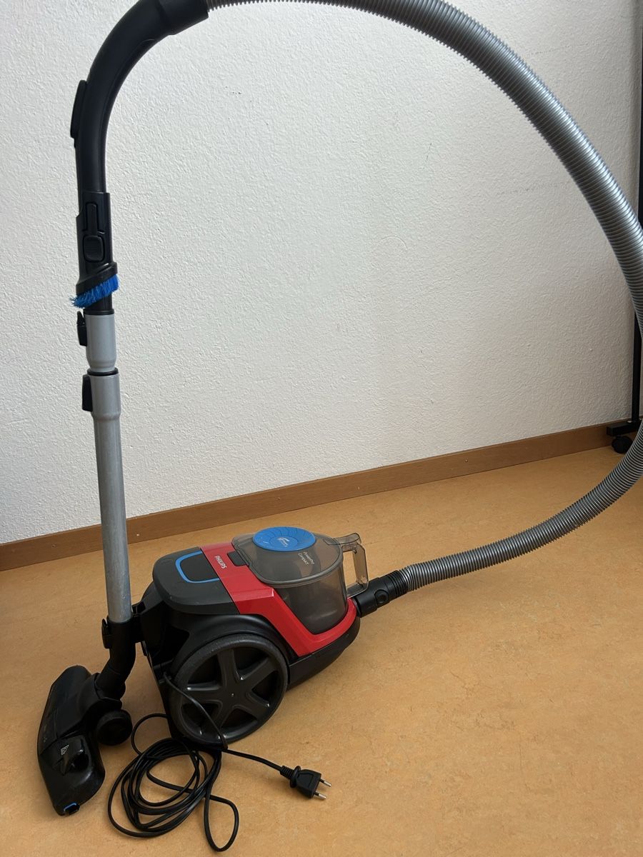 Philips Aspirateurs & Accessoires: Staubsauger - Philips – D'occasion à Thörishaus par Luismdbarbosa