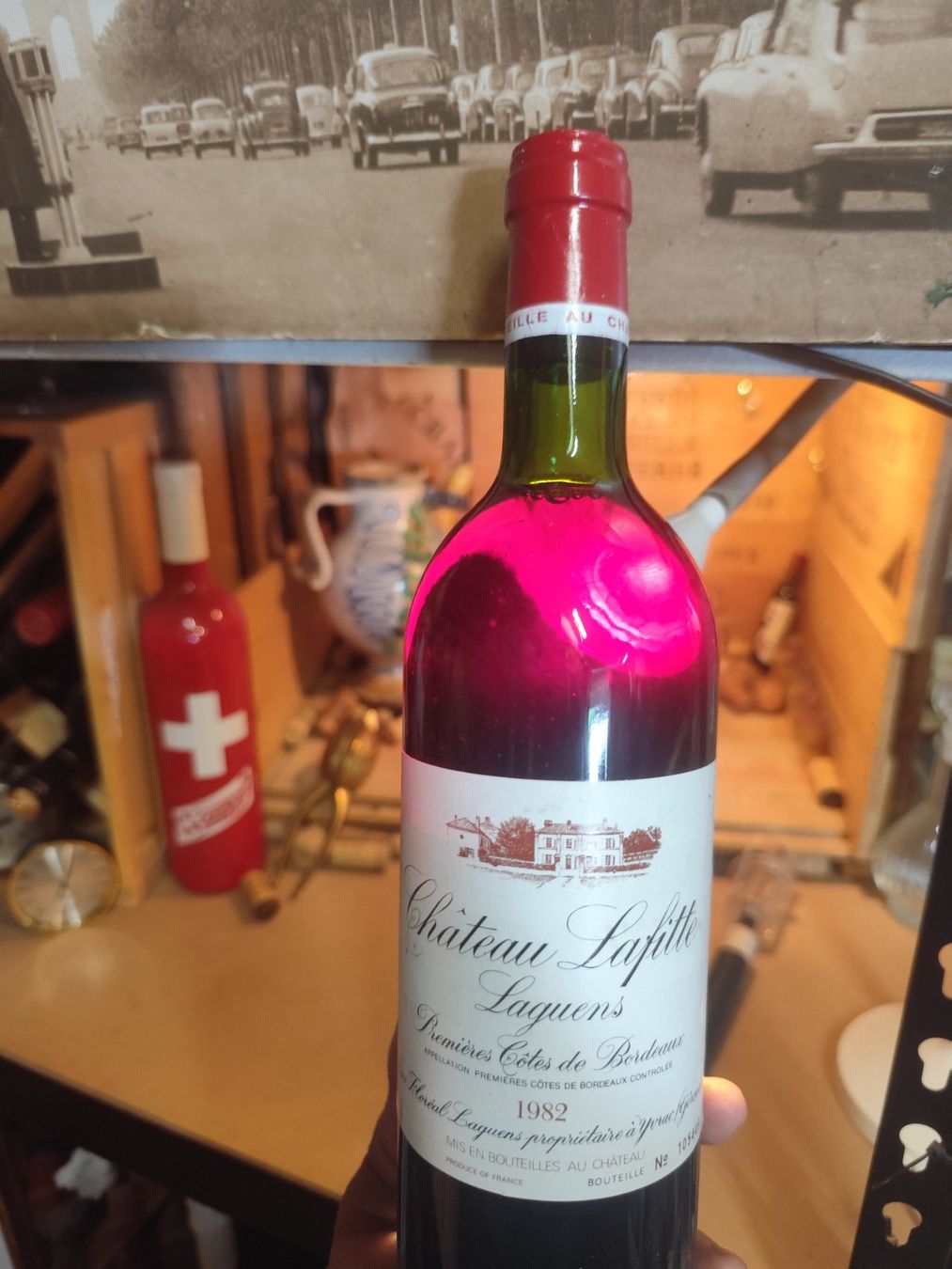 Vino: 1982 Medoc, Chateau Laffitte Laguens – Nuovo e nell'imballaggio originale da Büsserach venduto da Vintage-vins 1