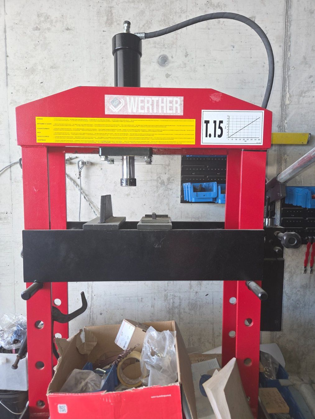Tous les outils: Hydraulikpresse – D'occasion à Salmsach par dul_qgn5