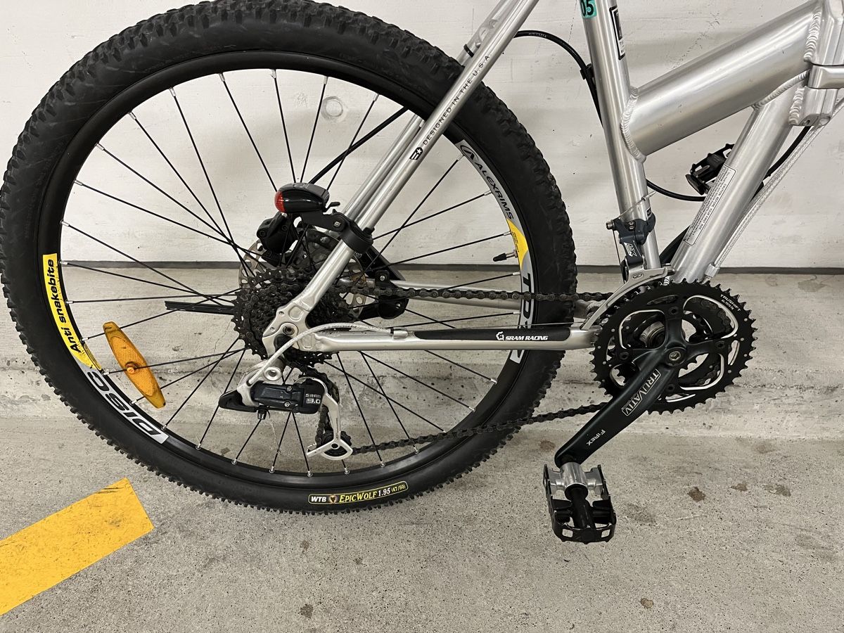 Dahon Biciclette: Dahon Klappvelo mit grossen Rädern – Usato da Zürich venduto da divertimento4 7