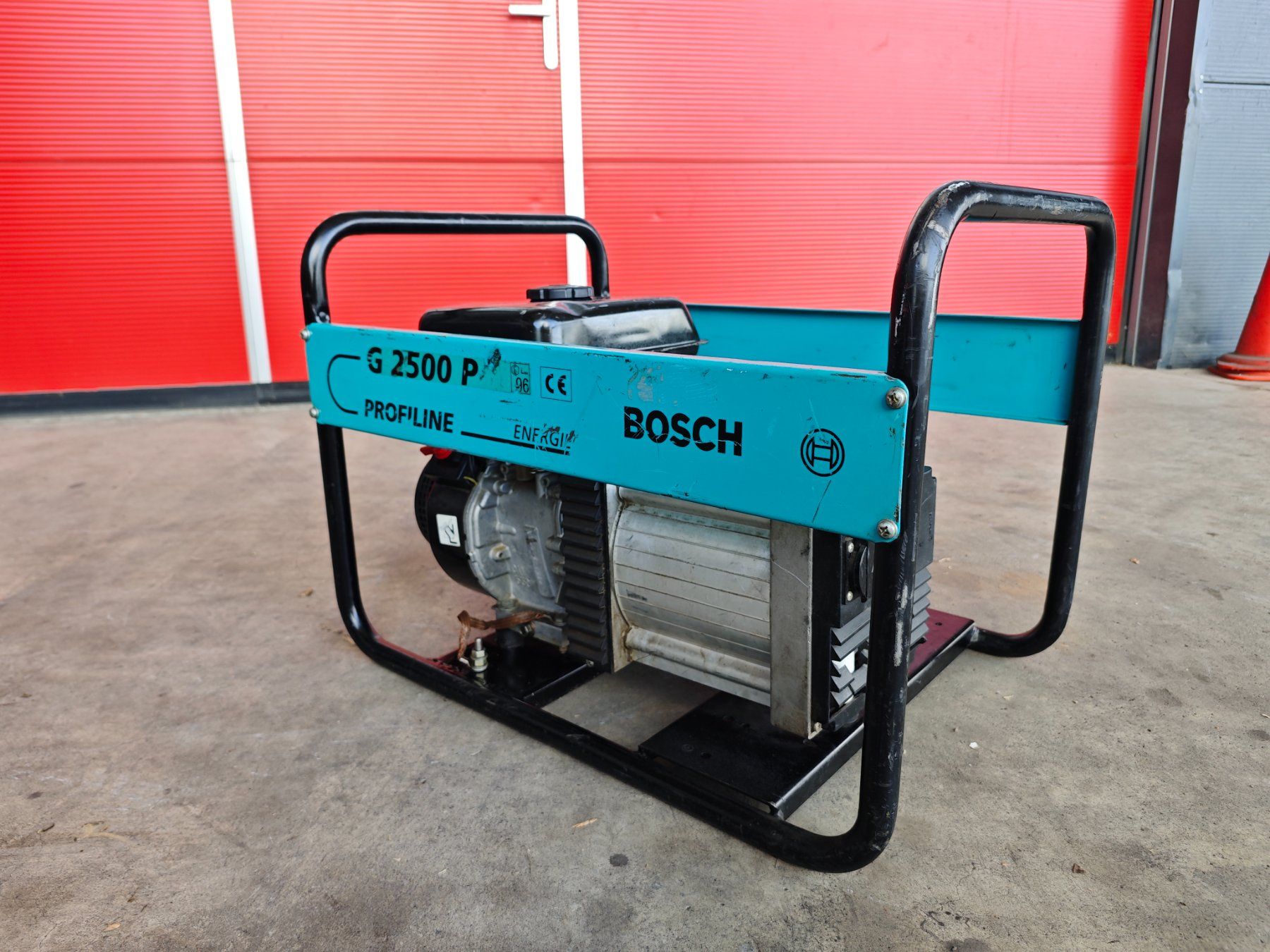 Bosch Générateurs de courant: Notstromagregat Bosch G2500P – D'occasion à Burgdorf par duhe62 1