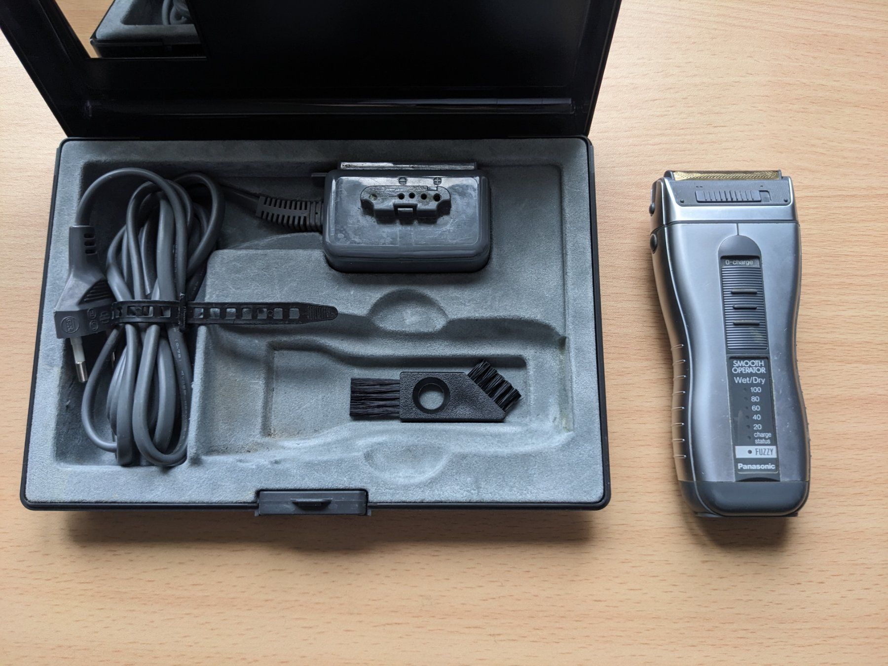 Panasonic Rasoi & Lamette da barba: Panasonic ES744 – Difettoso da Stetten AG venduto da Trexx75 1