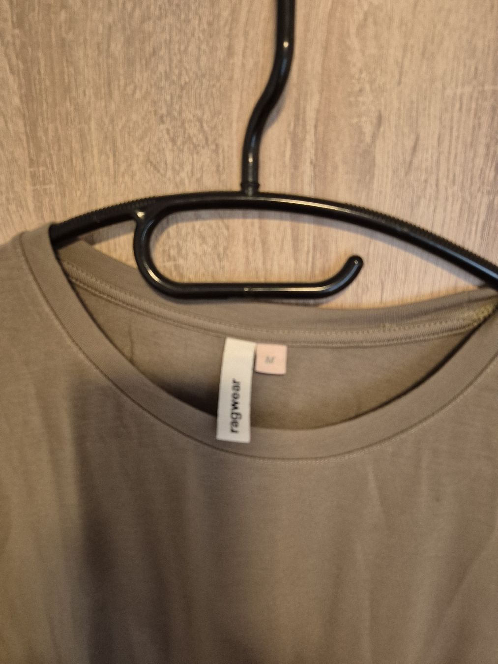 Ragwear T-Shirts: Damen Ragwear T- Shirt – Gebraucht aus Gerlafingen von nila44 1